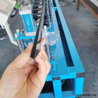 馳恒 幕墻裝飾條機器 不銹鋼瓷磚裝飾線條機器 U型槽壓瓦機