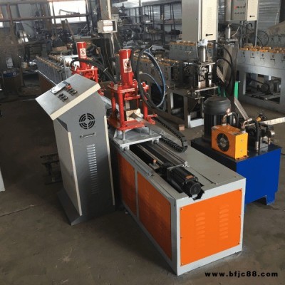 全自動角鐵沖孔機 全自動角鋼沖孔機 角鋼一體成型沖孔設備吉福隆供應