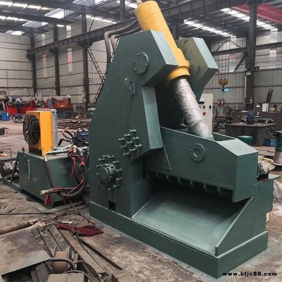 全自動(dòng)報(bào)廢汽車槽鋼切斷機(jī) 信航450噸全自動(dòng)報(bào)廢汽車槽鋼切斷機(jī) 低消耗