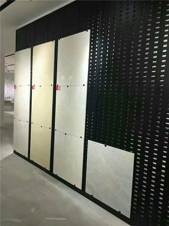 可定做瓷磚掛板 洞洞板沖孔板掛板 黑色地磚樣品展示架