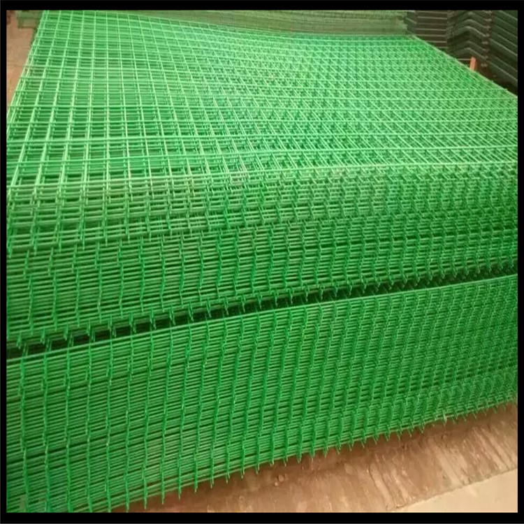 邦鼎角鐵防護(hù)網(wǎng) 高速公路護(hù)欄網(wǎng) 小區(qū)綠化圍墻防護(hù) 角鋼護(hù)欄網(wǎng)