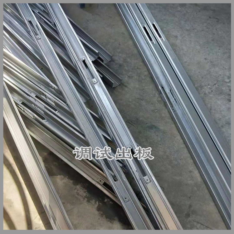 角鐵機(jī) 全自動角鋼設(shè)備 帶沖孔三角鐵成型機(jī) 冷軋機(jī) 角鋼機(jī)示例圖16