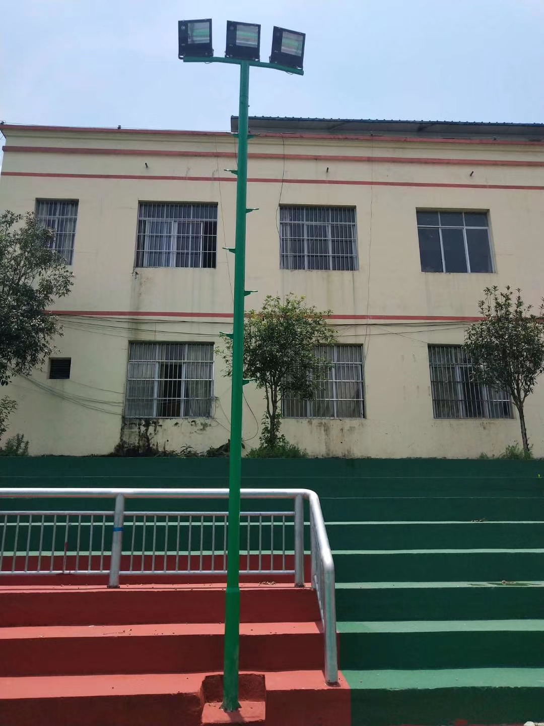 貴州遵義市習水 30瓦路燈桿 太陽能板 放心的