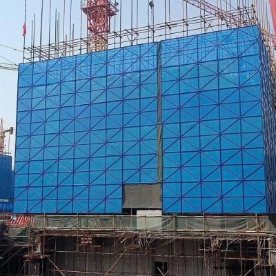 綠色防護板網 施工安全爬架網 建筑鋼網片連接件  密閉鋼板網 國凱網業