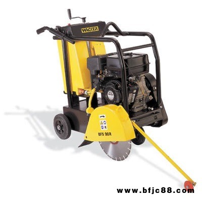 進(jìn)口德國(guó)威克路橋切割機(jī)BFS20D道路養(yǎng)護(hù)切割機(jī)