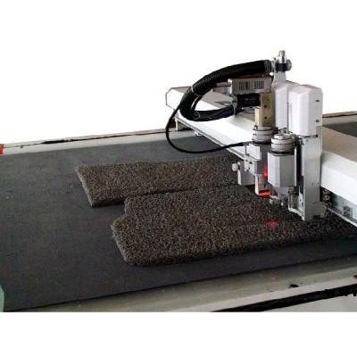 1625服裝電腦切割機 易銘服裝振動刀切割機廠家