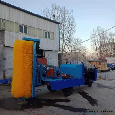 山東廠家圍擋清洗機(jī) 工地隔離電動(dòng)柴油發(fā)電機(jī)清潔清掃車 高速公路圍自動(dòng)擋清洗機(jī)