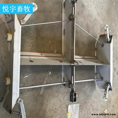全自動(dòng)不銹鋼刮糞機(jī) 齒輪箱養(yǎng)殖清糞機(jī) 悅宇 不銹鋼刮糞機(jī)