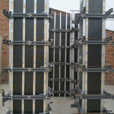 北京鋼木龍骨生產基地價格經濟代替可回收木方