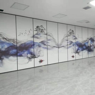 白銀市宴會(huì)廳移動(dòng)隔斷活動(dòng)隔墻宴會(huì)廳專(zhuān)用隔斷盛景隔斷廠(chǎng)家
