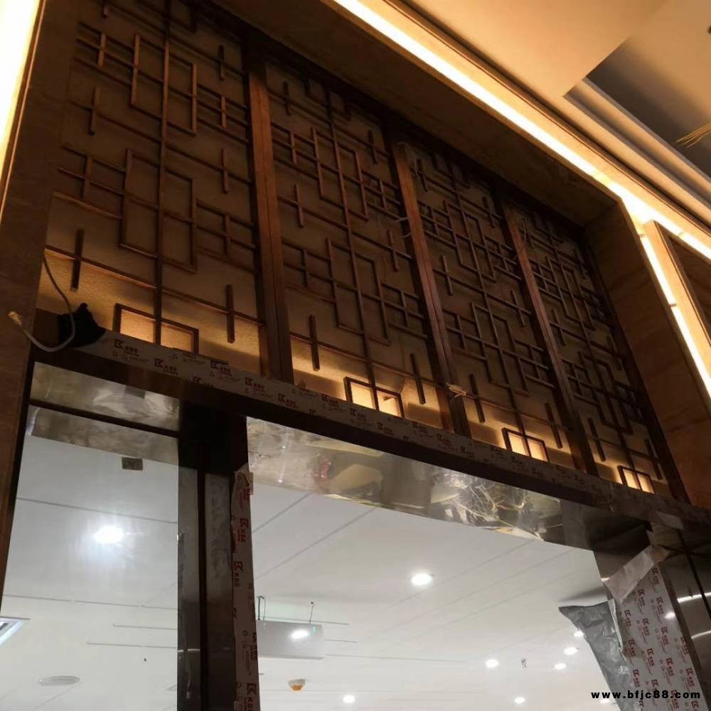 鈦科酒店不銹鋼屏風(fēng)隔斷玄關(guān)花格金屬裝飾屏風(fēng)隔斷定制
