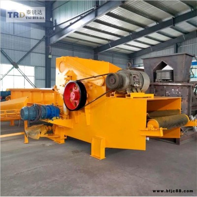 廢舊門窗破碎機(jī) 泰銳達(dá)鏈板式綜合板材破碎機(jī) 動(dòng)力小使用方便