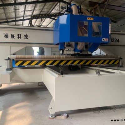 數控裁板鋸2440mm膠合板下料現場加工 精密推臺數控裁板鋸供應 往復鋸 碩展機械科技