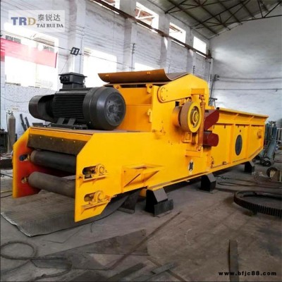 三合板破碎機(jī) 泰銳達(dá)移動(dòng)式板材破碎機(jī) 投料迅速生產(chǎn)效率高