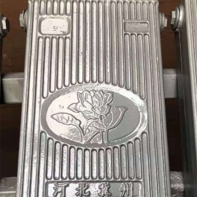 鑄鐵即熱式暖氣換熱器,新疆鑄鐵暖氣換熱器,家用鑄鐵過水熱