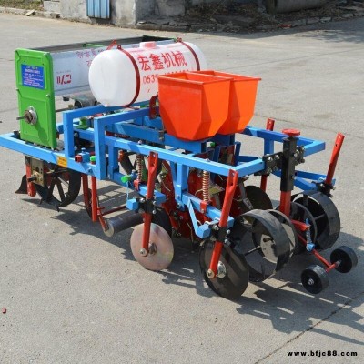兩壟四行辣椒播種打藥覆膜機 單壟雙行花生起壟覆膜機 花生膜上扎孔鋪膜播種機