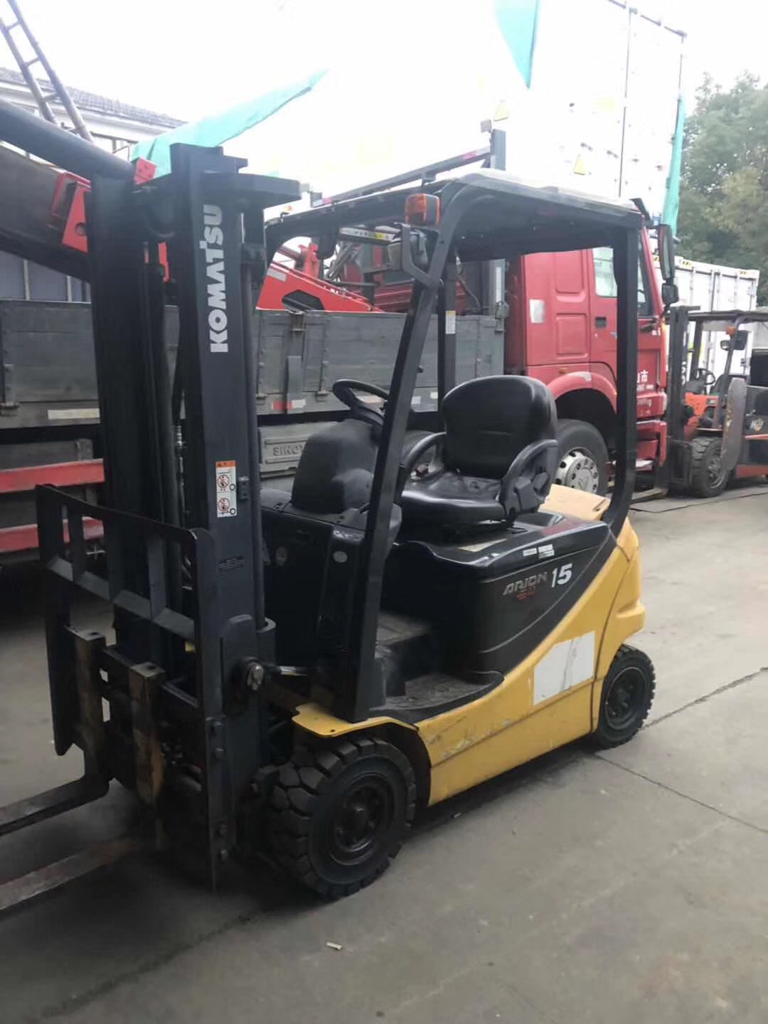 叉車電瓶  手動電瓶液壓叉車  履帶式起重機