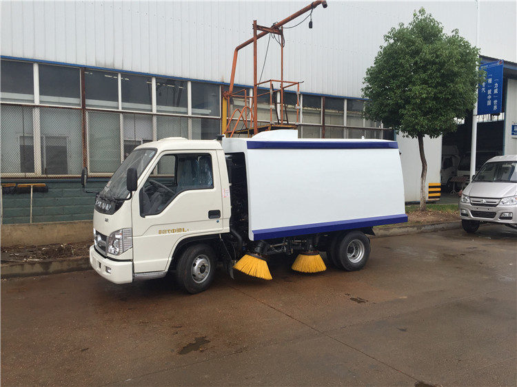 湖北程力智能型灑水清掃車(chē) 城市用灑水清掃車(chē)品質(zhì)有保證