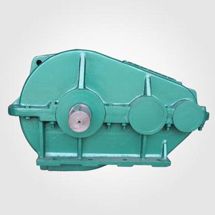 中青-B3SV10大功率垂直硬齒面減速機直角傳動齒輪箱定制