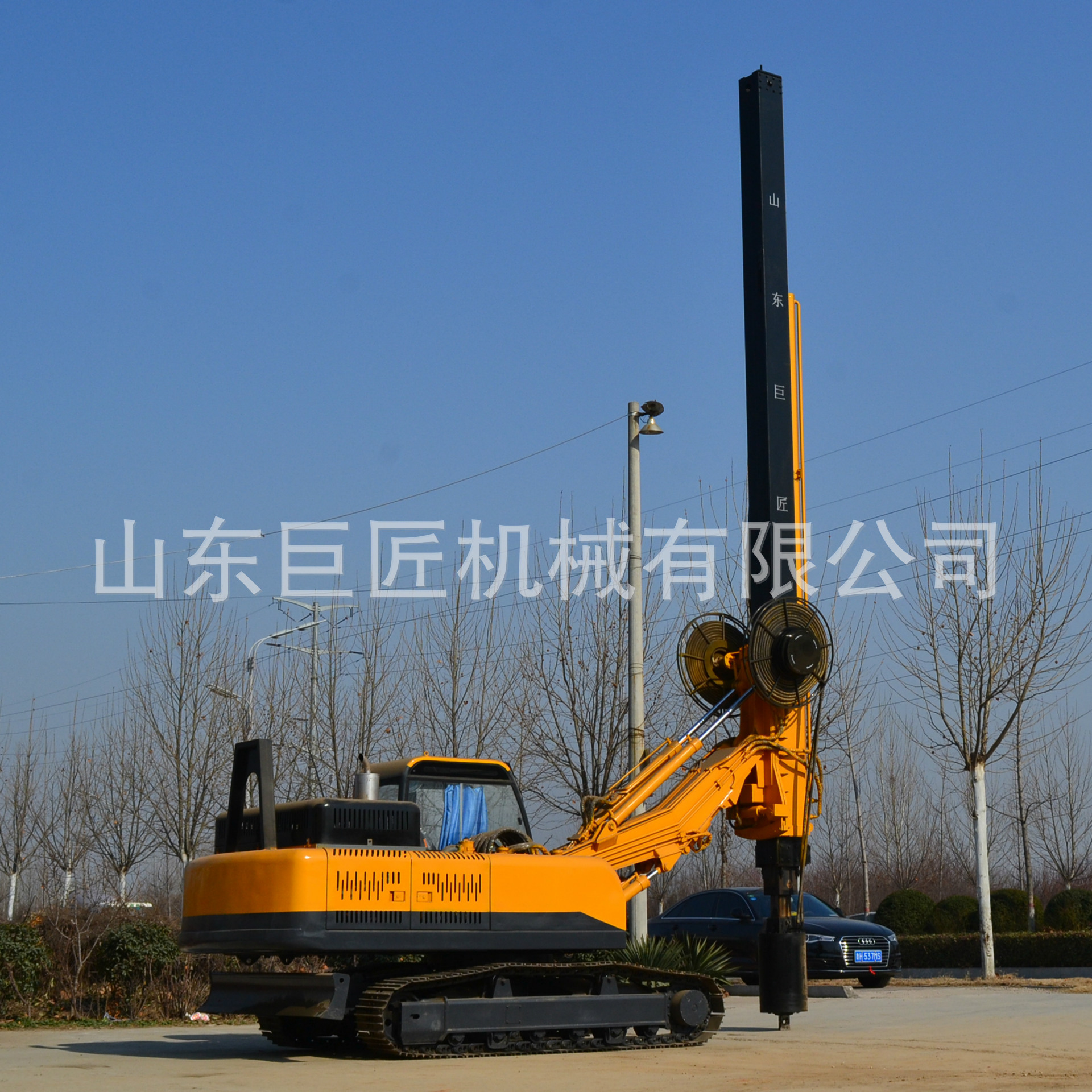 供應(yīng)巨匠22米履帶式旋挖鉆機(jī)示例圖5