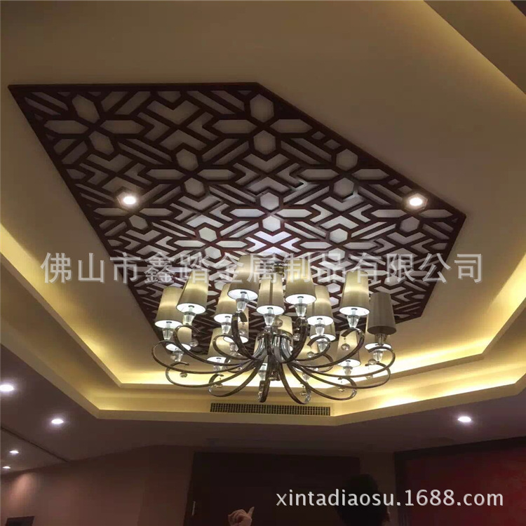 KTV304玫瑰金不銹鋼花格隔斷廠家示例圖14
