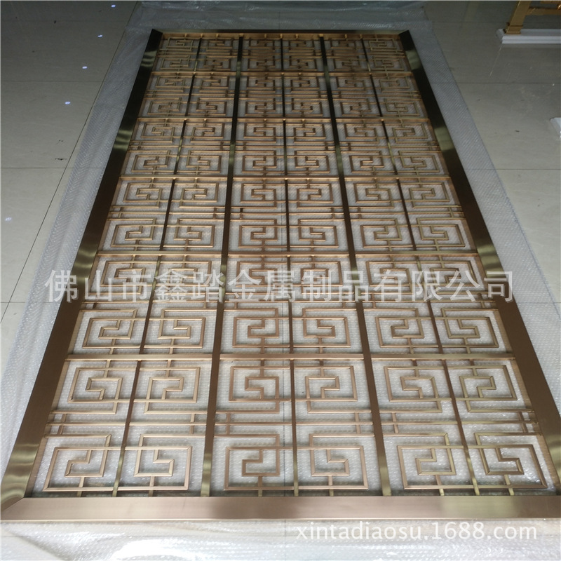 玫瑰金不銹鋼花格隔斷 不銹鋼方管焊接屏風(fēng) 拉絲表面效果示例圖1