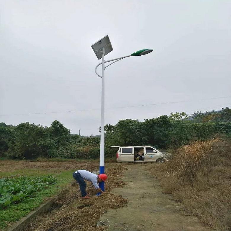 和布克賽爾太陽能路燈和布克賽爾太陽能路燈價(jià)格廠家直銷