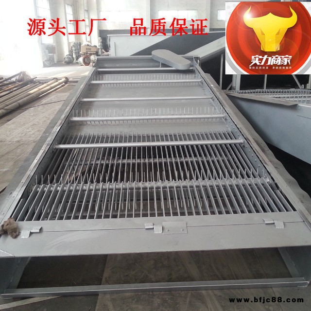 污水廠格柵，不銹鋼機(jī)械格柵，粗格柵，細(xì)格柵,螺旋輸送機(jī),攔污柵，回轉(zhuǎn)式機(jī)械格柵