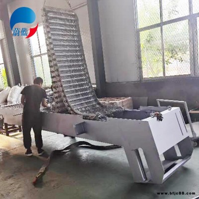 格柵清污機污水處理設備 固液分離機械格柵機 自動旋轉回轉式格柵 JXGS1045格柵機廠家直供 蔚藍
