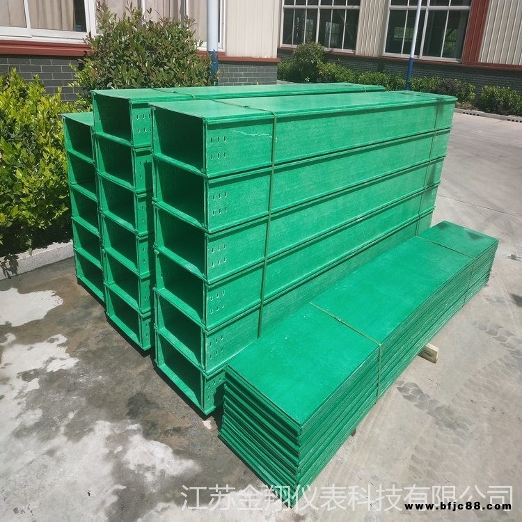 現(xiàn)貨供應(yīng)300X100玻璃鋼拉擠電纜橋架型號(hào)全 河南玻璃鋼電纜橋架槽盒 玻璃鋼防腐電纜橋架 玻璃鋼模壓電纜橋架