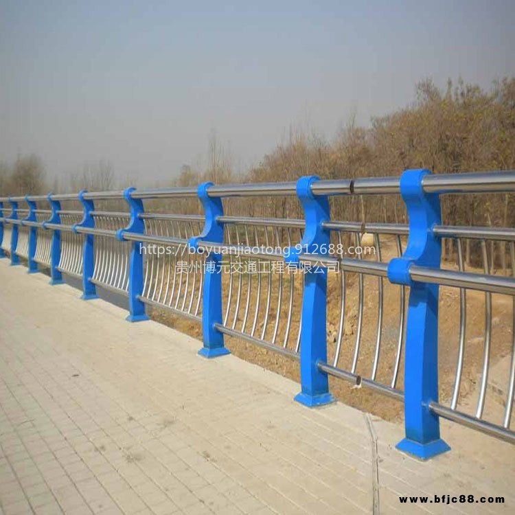 貴州sdt  景觀欄桿 公園防護(hù)欄  不銹鋼復(fù)合管護(hù)欄 橋梁護(hù)欄 廠家定制