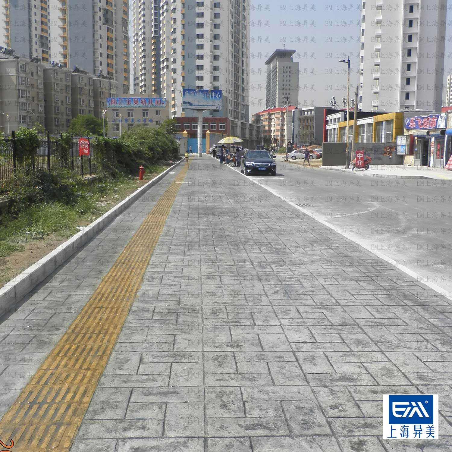 仿荷蘭磚面包磚壓花地坪材料批發(fā)，模具免費借用
