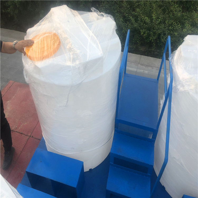 500L環(huán)保塑料攪拌桶  祥盛500升石灰攪拌罐 500L污水處理加藥桶